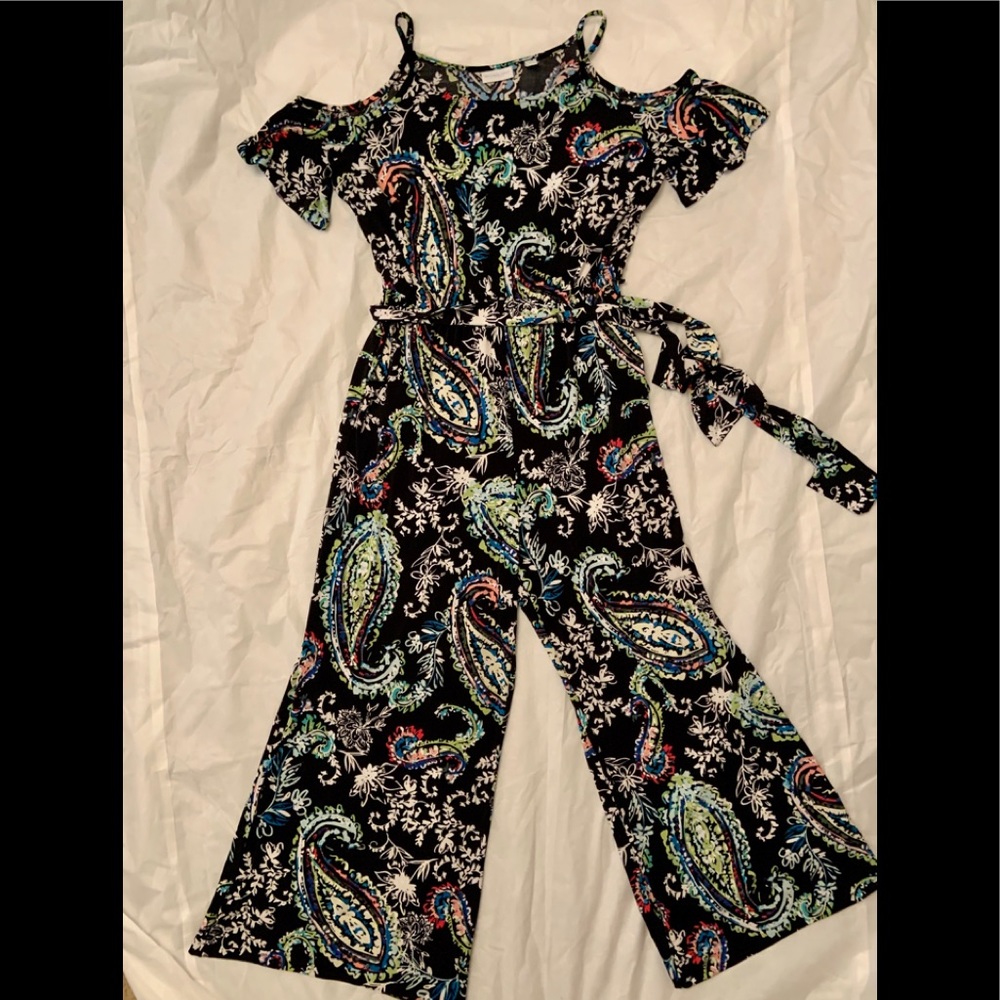 New York &Co  ❄️ Cold Shoulder Jumpsuit